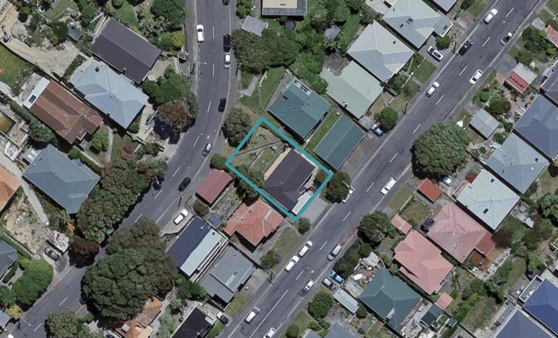 46 Hohiria Road, Hataitai, Wellington - Carousel 1