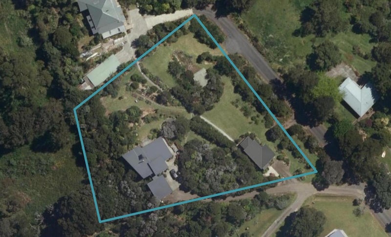 18 Honey Street, Rawene, Kaikohe - Carousel 1