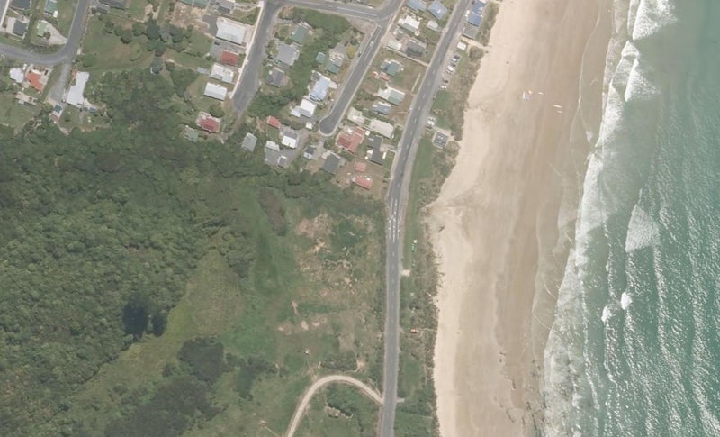 90 Esplanade, Kaka Point, Balclutha - Carousel 1