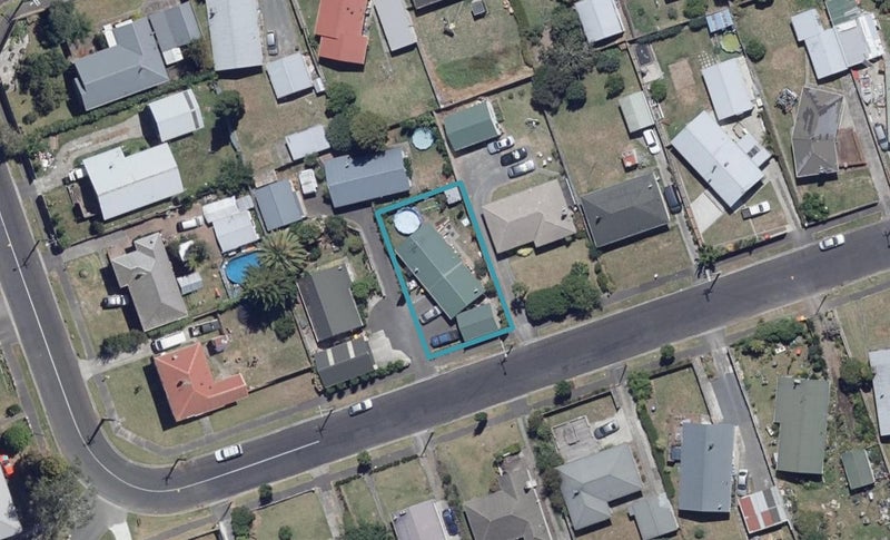 4B Northolt Road, Fairview Downs, Hamilton - Carousel 1