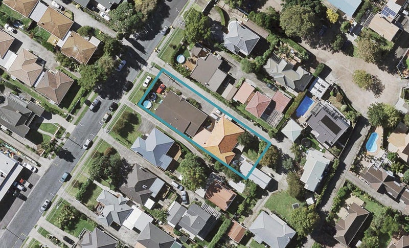 2/52 Eversleigh Road, Belmont, Auckland - Carousel 1
