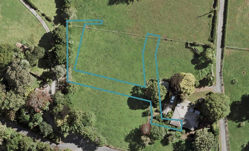 16 Taiheru Road, Karaka, Papakura - Carousel 1