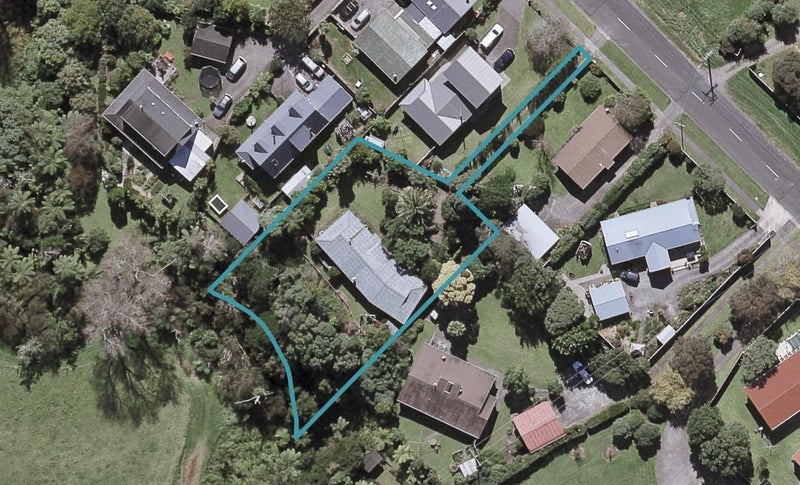 114A Wairau Road, Oakura, Oakura - Carousel 1
