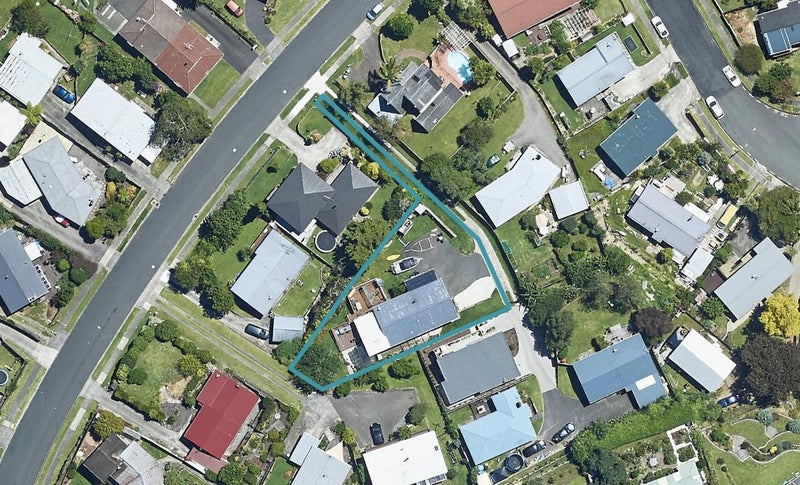 28 Jonathon Street, Brookfield, Tauranga - Carousel 1