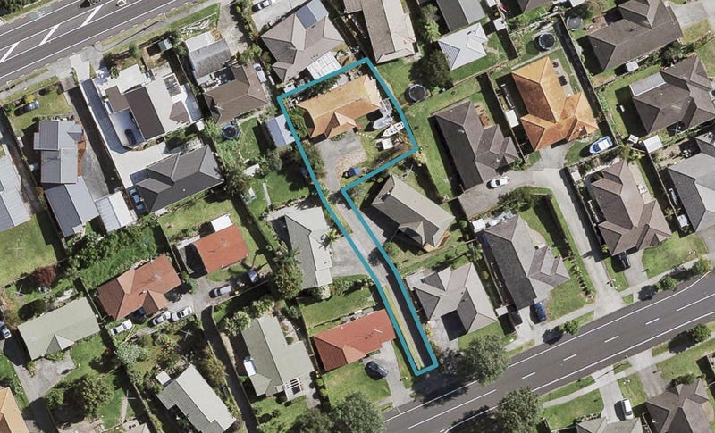 22 Skelton Avenue, Randwick Park, Auckland - Carousel 1