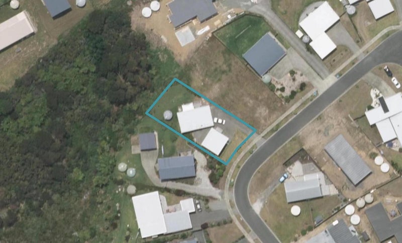 11 Spinifex Road, Mangawhai Heads, Mangawhai - Carousel 1
