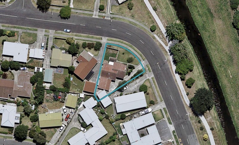 137 Westminster Avenue, Tamatea, Napier - Carousel 1