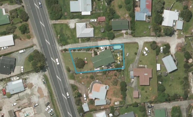 1842 State Highway 1, Kaiwaka - Carousel 1