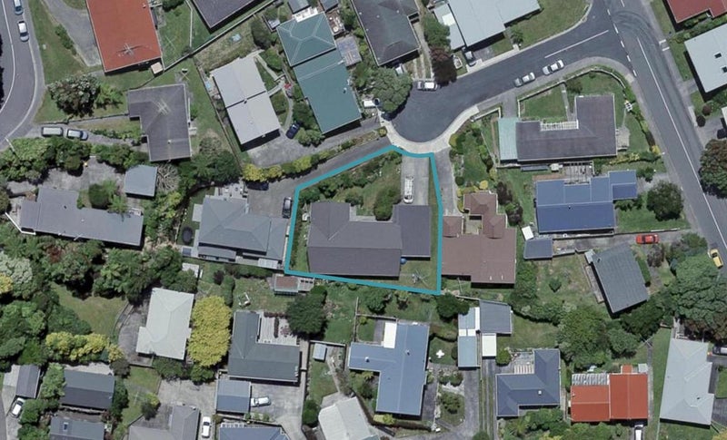 5 Neville Street, Johnsonville, Wellington - Carousel 1