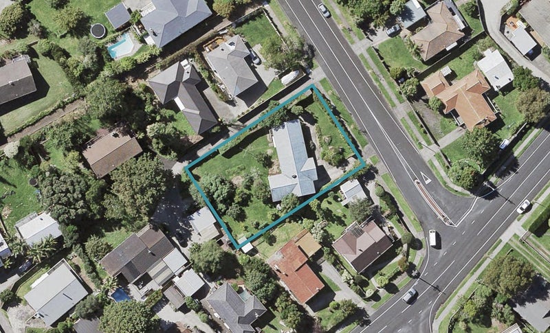 2 Cherry Road, Bucklands Beach, Auckland - Carousel 1