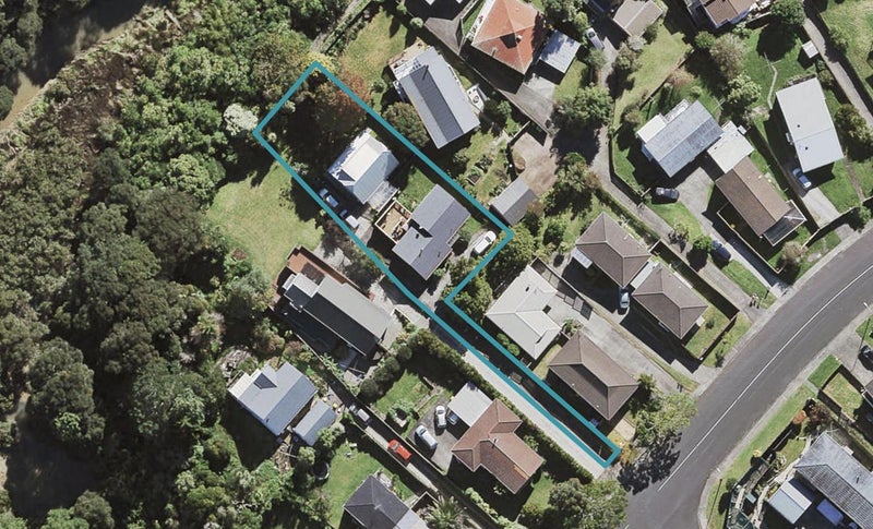 1/128 Lynn Road, Bayview, Auckland - Carousel 1