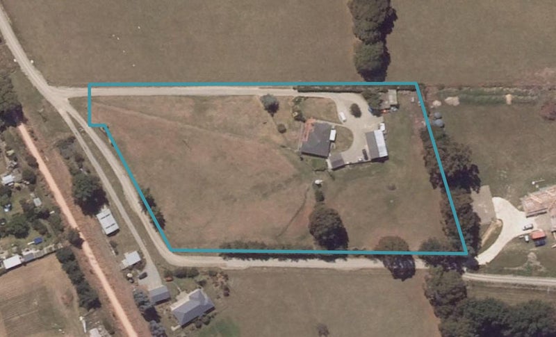2A Essex Street, Weston, Oamaru - Carousel 1