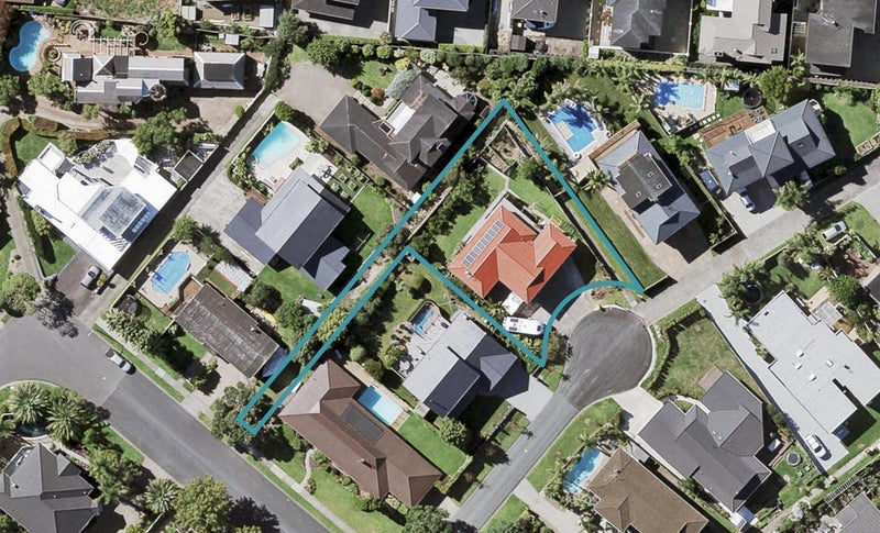 6 Tabago Place, Half Moon Bay, Auckland - Carousel 1