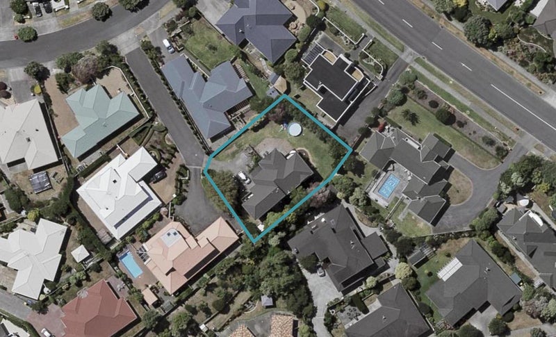 5 Millennium Hill, Paraparaumu - Carousel 1