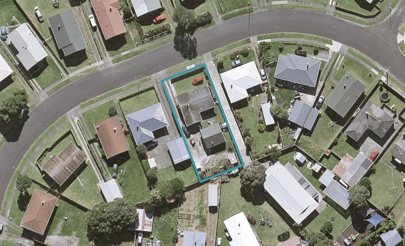 41 Marama Crescent, Spotswood, New Plymouth - Carousel 1