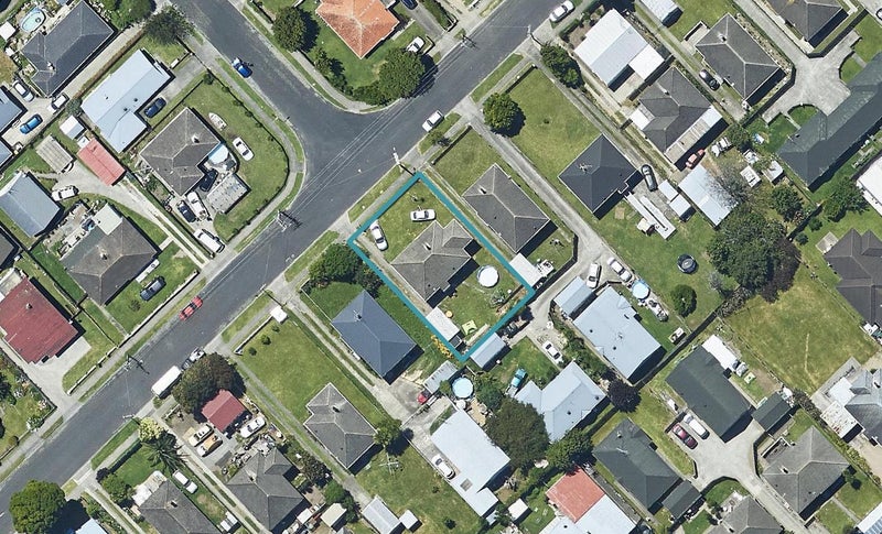 30 Anzac Road, Gate Pa, Tauranga - Carousel 1