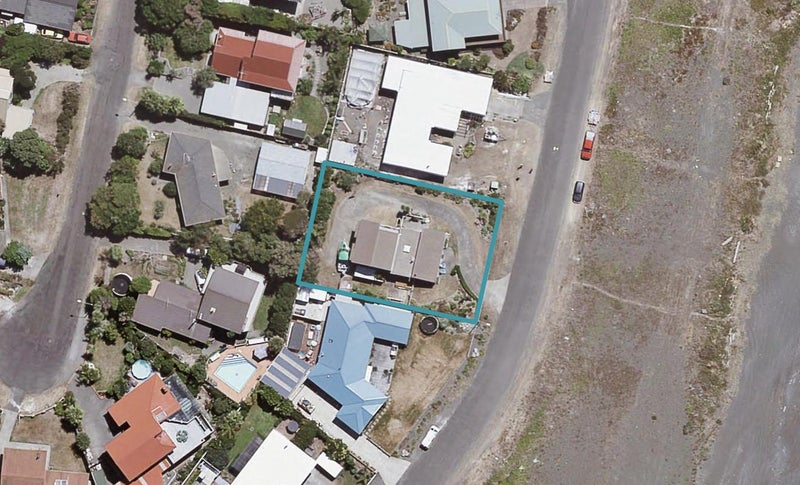 61 Le Quesne Road, Bay View, Napier - Carousel 1