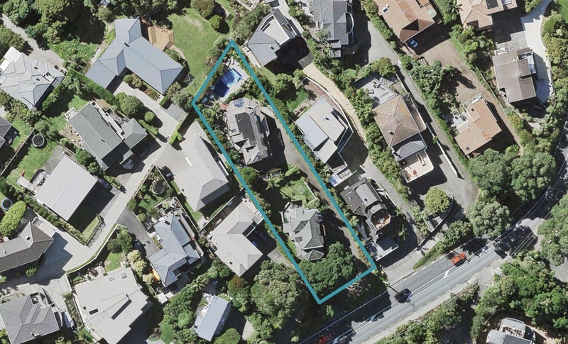 2/62 Beach Road, Castor Bay, Auckland - Carousel 1