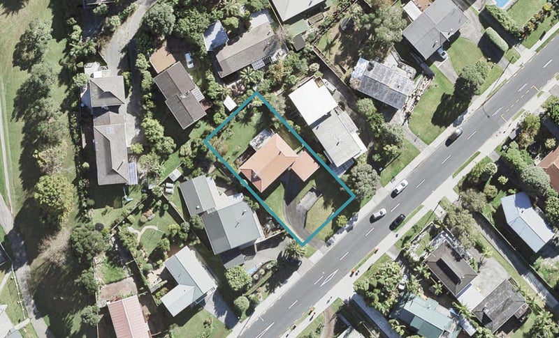 137 Glamorgan Drive, Torbay, Auckland - Carousel 1
