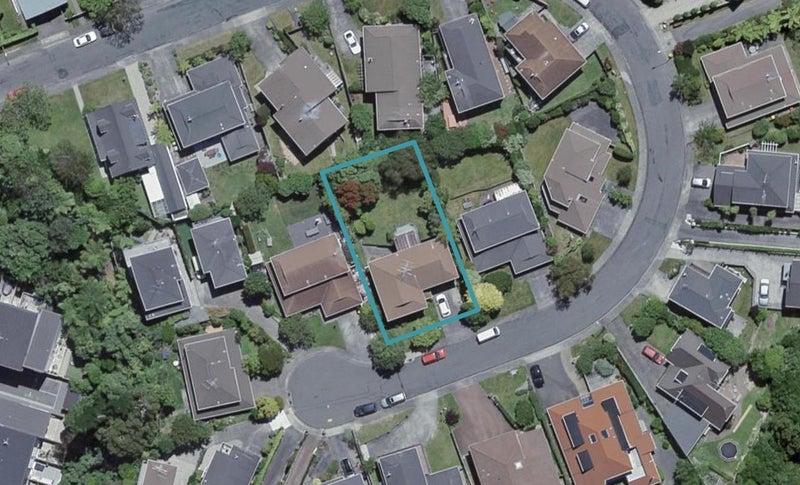 32 Thatcher Crescent, Crofton Downs, Wellington - Carousel 1