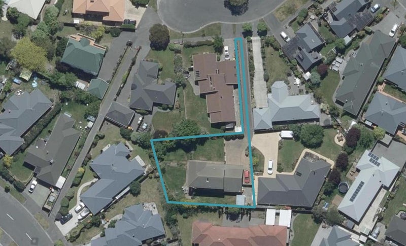 7 Elmtree Close, Parklands, Christchurch - Carousel 1
