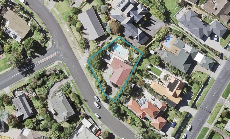 5 Cheriton Road, Mellons Bay, Auckland - Carousel 1