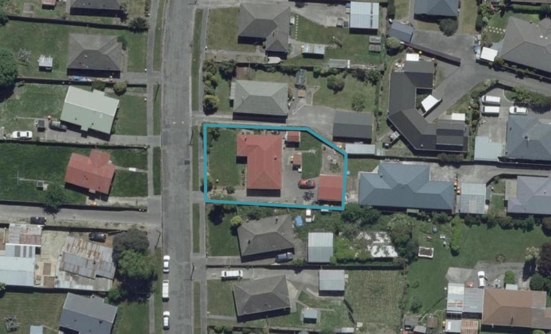 32 Lambeth Crescent, Northcote, Christchurch - Carousel 1