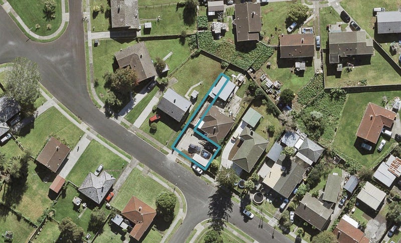 11B Wimpey Street, Mangere, Auckland - Carousel 1
