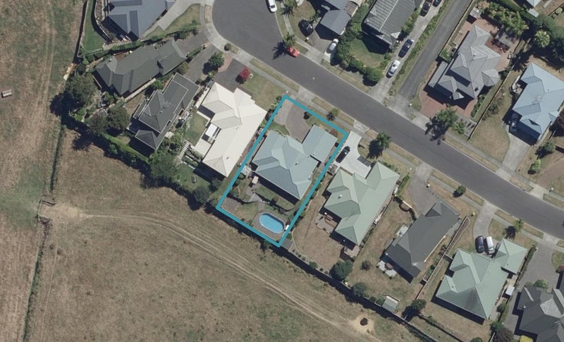 25 Friesian Place, Grandview Heights, Hamilton - Carousel 1