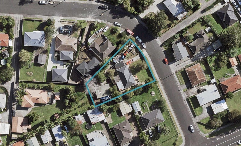 1/27 McDougall Street, Manurewa East, Auckland - Carousel 1