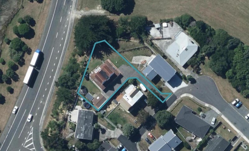 12 Cassley Crescent, Papakowhai, Porirua - Carousel 1
