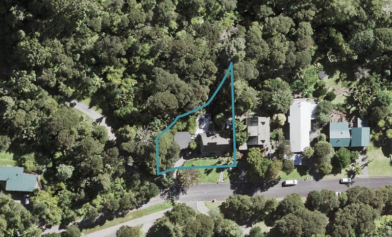 17 Fawcett Road, Laingholm, Auckland - Carousel 1