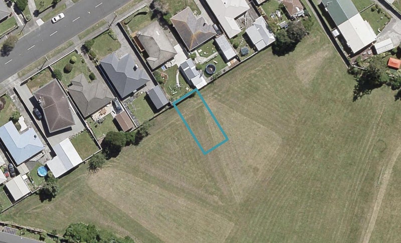 2 Tarata Lane, Avalon, Lower Hutt - Carousel 1