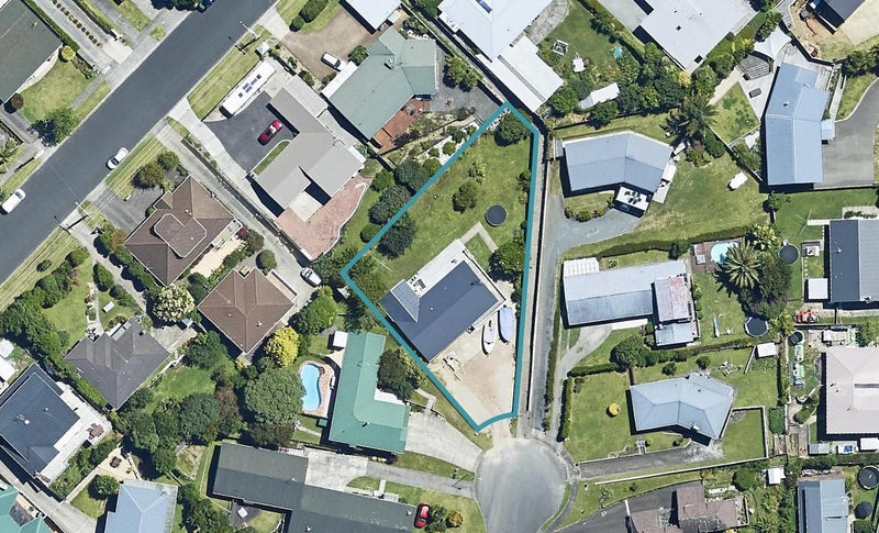 30 Highfield Crescent, Brookfield, Tauranga - Carousel 1