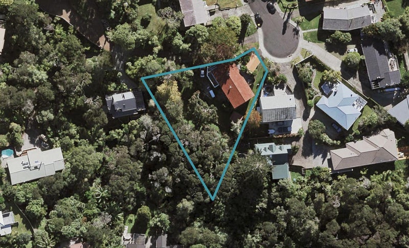15 Felstead Street, Birkenhead, Auckland - Carousel 1