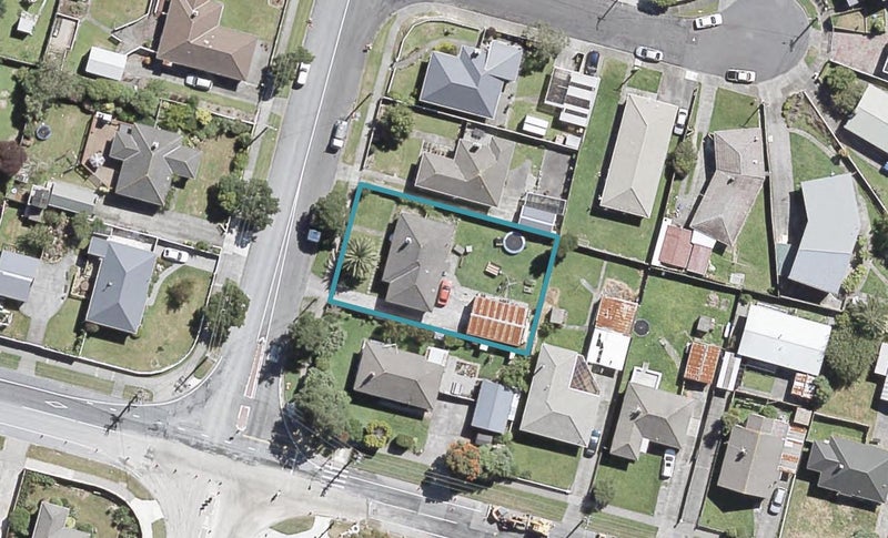 2 Rimu Street, Naenae, Lower Hutt - Carousel 1