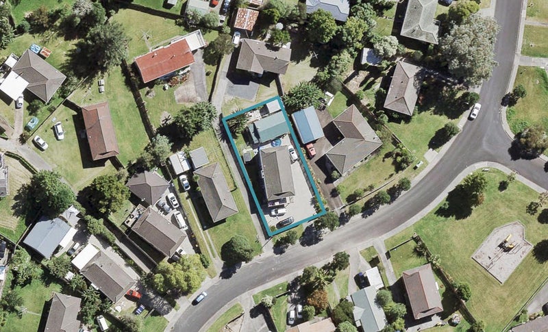 11 Virgo Place, Glen Eden, Auckland - Carousel 1