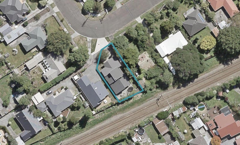 12A York Avenue, Heretaunga, Upper Hutt - Carousel 1