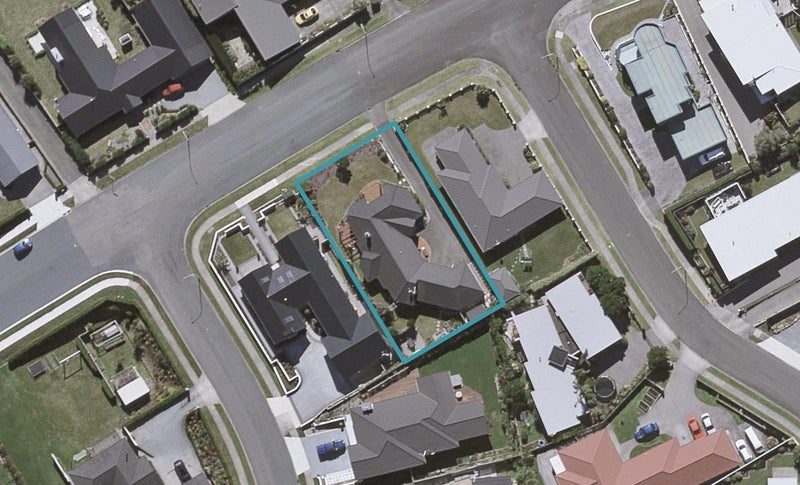 86 Parklands Avenue, Bell Block, New Plymouth - Carousel 1