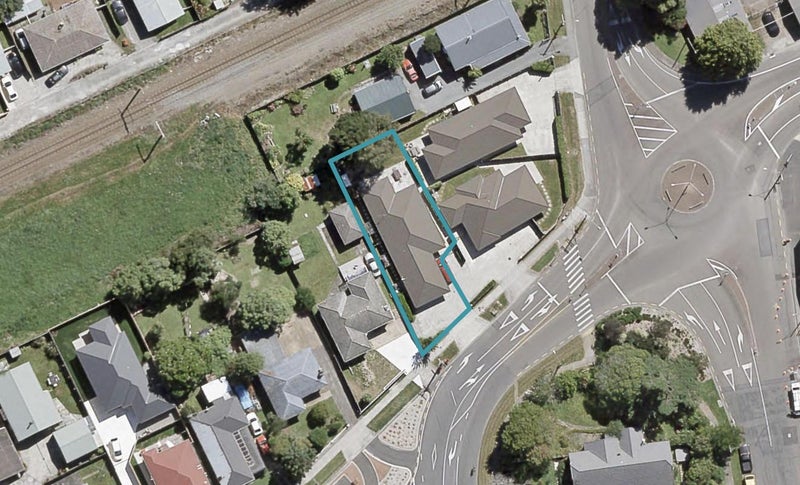 2A Seddon Street, Wallaceville, Upper Hutt - Carousel 1