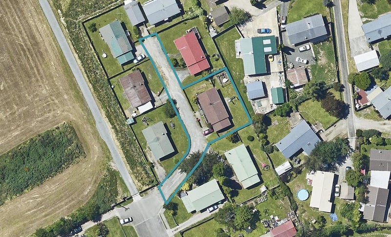 27 Sunrise Avenue, Owhata, Rotorua - Carousel 1