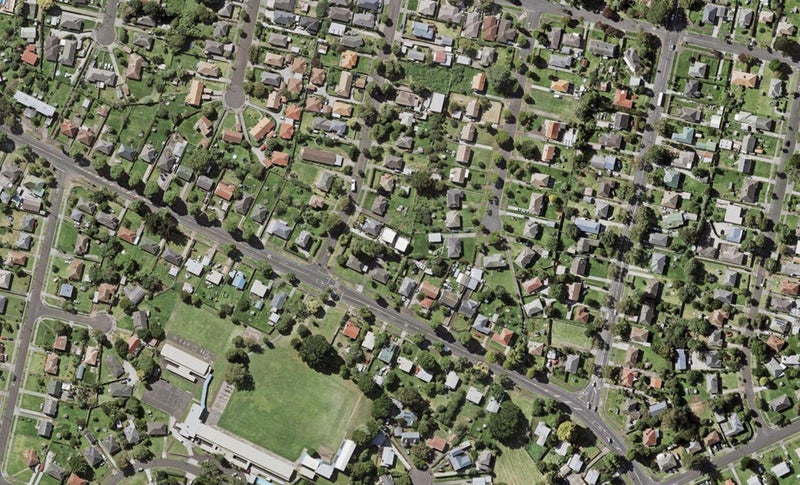 50B Waddell Avenue, Point England, Auckland - Carousel 1