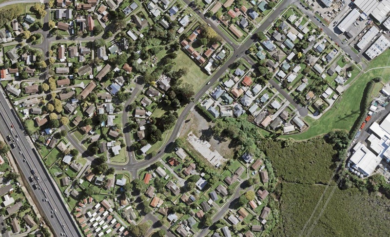 93B Kindergarten Drive, Conifer Grove, Takanini - Carousel 1