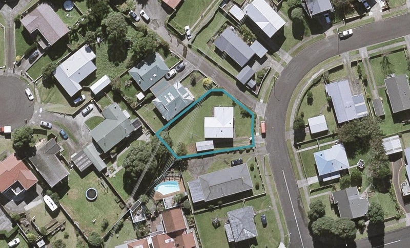 5 Tahurangi Place, Spotswood, New Plymouth - Carousel 1