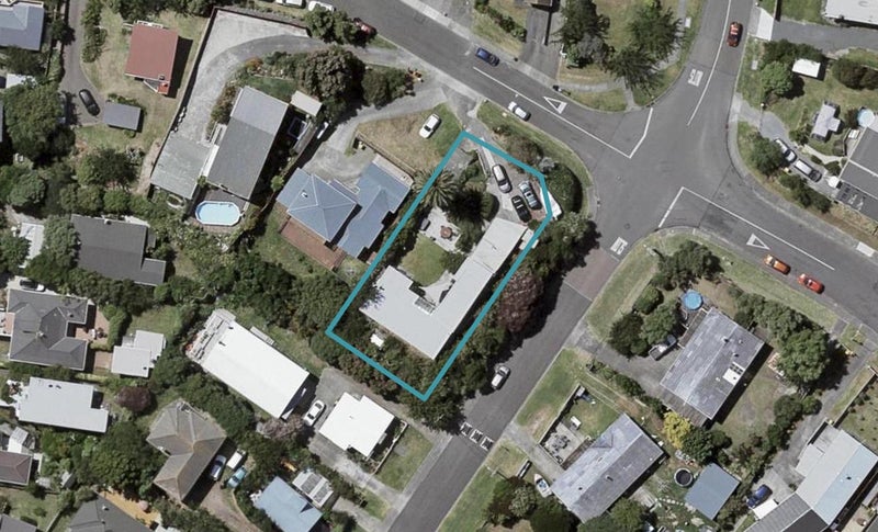 24 Toru Road, Paraparaumu Beach, Paraparaumu - Carousel 1