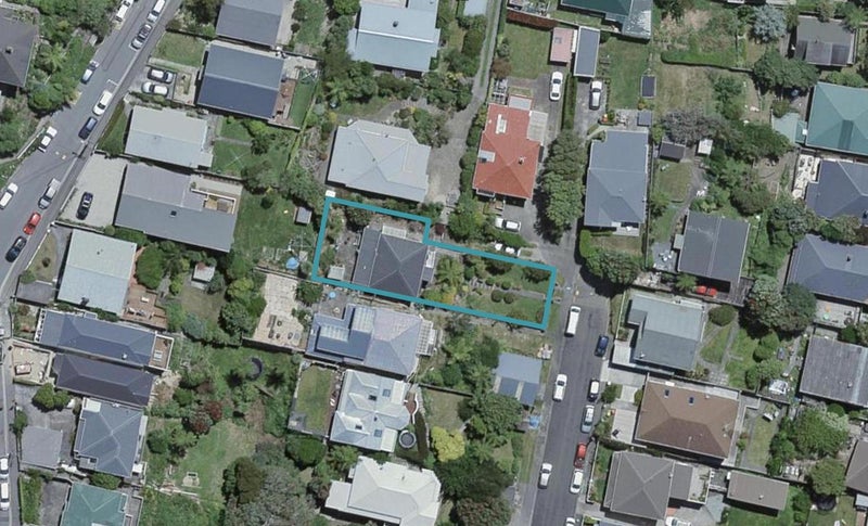 37C Charlotte Avenue, Brooklyn, Wellington - Carousel 1