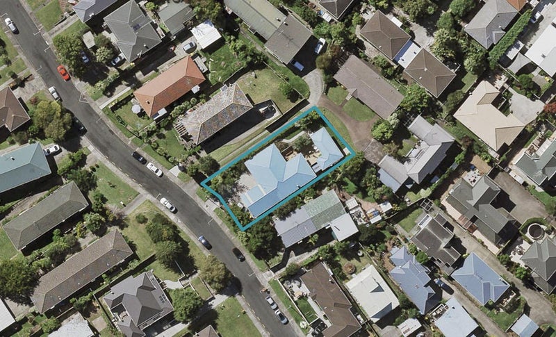 24 Margaret Place, Milford, Auckland - Carousel 1