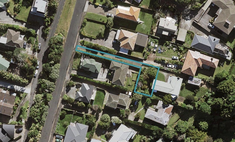 14A Howard Road, Northcote, Auckland - Carousel 1