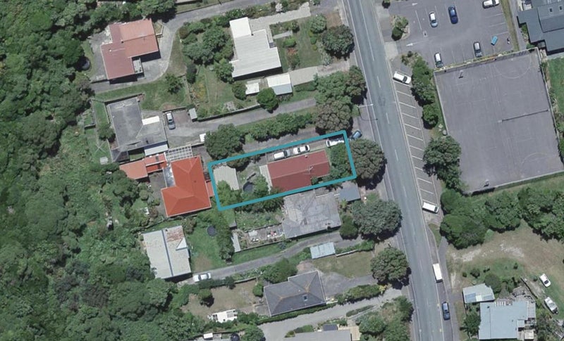 105 Happy Valley Road, Owhiro Bay, Wellington - Carousel 1