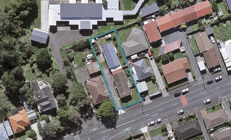 20A Huatoki Street, Vogeltown, New Plymouth - Carousel 1